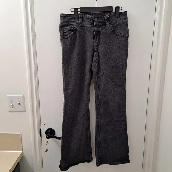 CAbi Women's Dark Grey Low Waisted Bootcut Casual Denim Jeans Size 6 - Picture 2 of 8